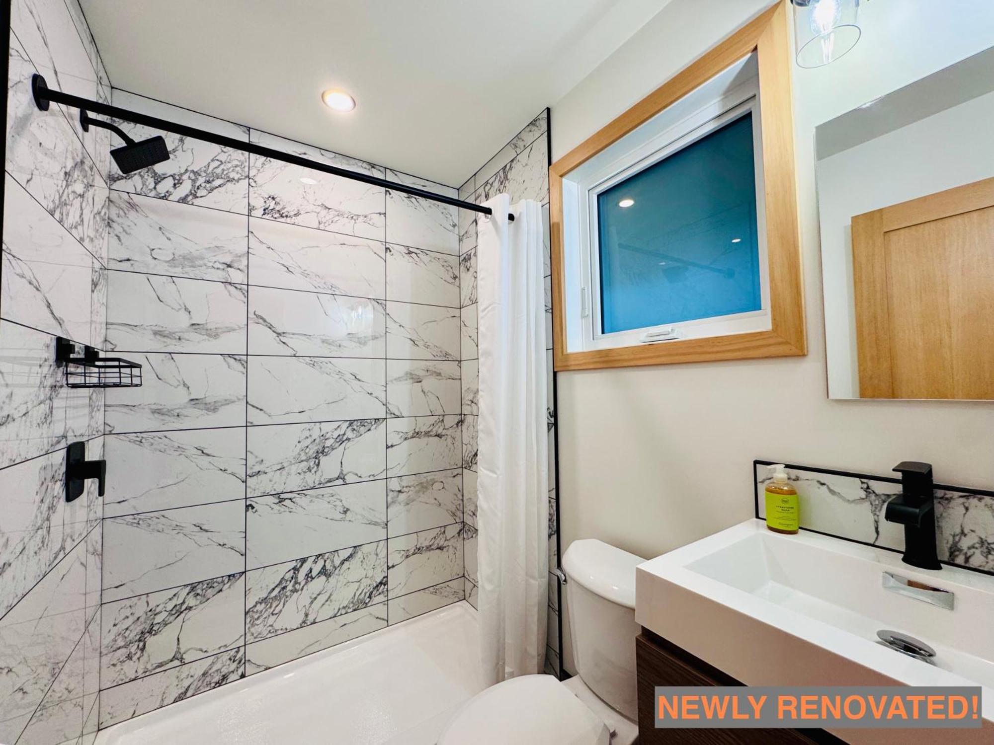Elkhorn Lodge Vacation Rentals Банф Экстерьер фото
