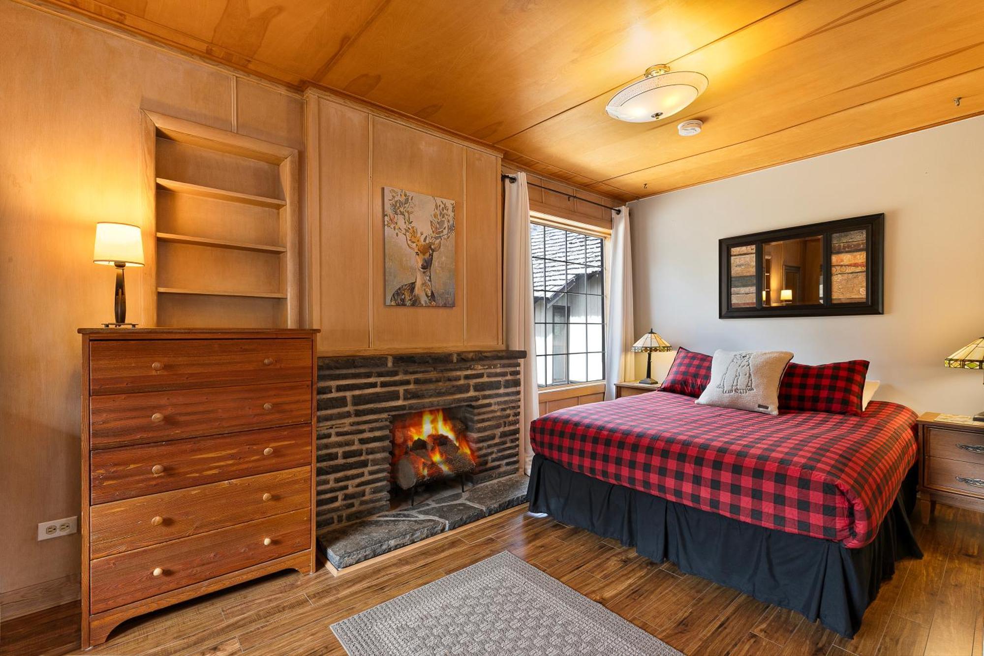 Elkhorn Lodge Vacation Rentals Банф Экстерьер фото