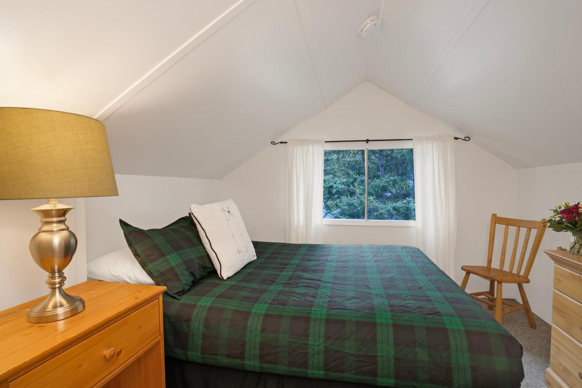 Elkhorn Lodge Vacation Rentals Банф Экстерьер фото